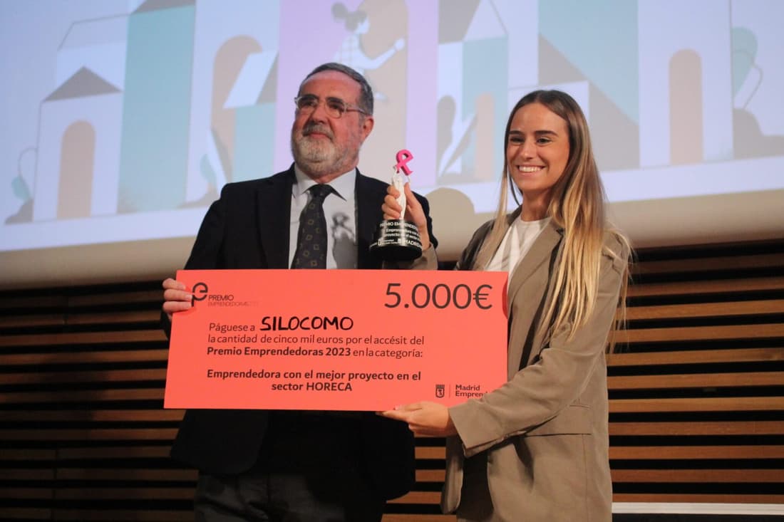Entrega del accésit del Premio Emprendedoras 2023 a Silocomo